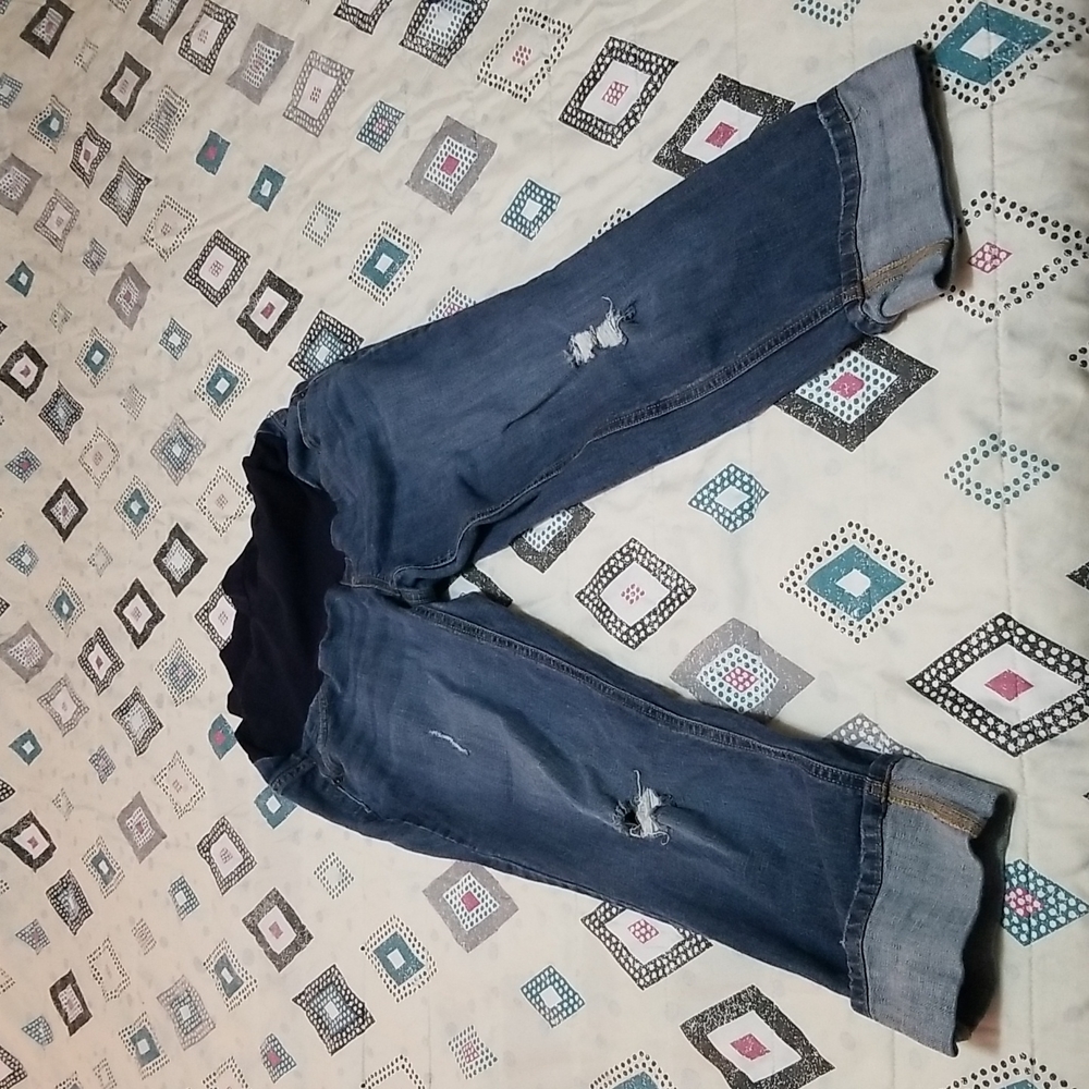 Motherhood maternity cropped,cuffed Jeans, medium wash, distressed, Size medium